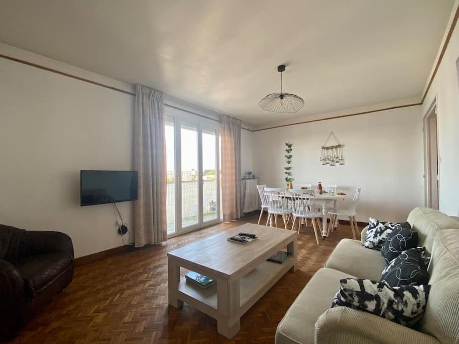 Le Buffel - Appartement 4 Chambres, Parking, Wi-Fi, Tram - 8Pers Montpellier Ngoại thất bức ảnh